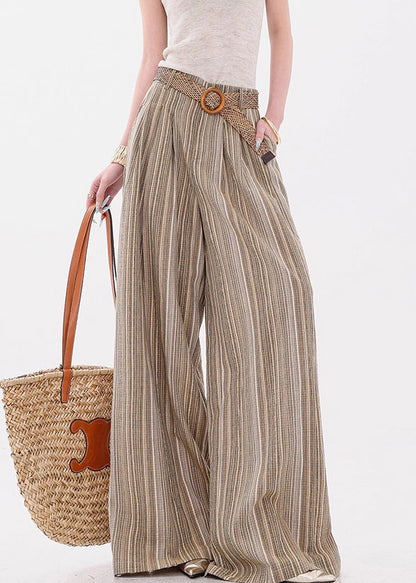 A Vintage Style Pants with Delicate Timeless Details