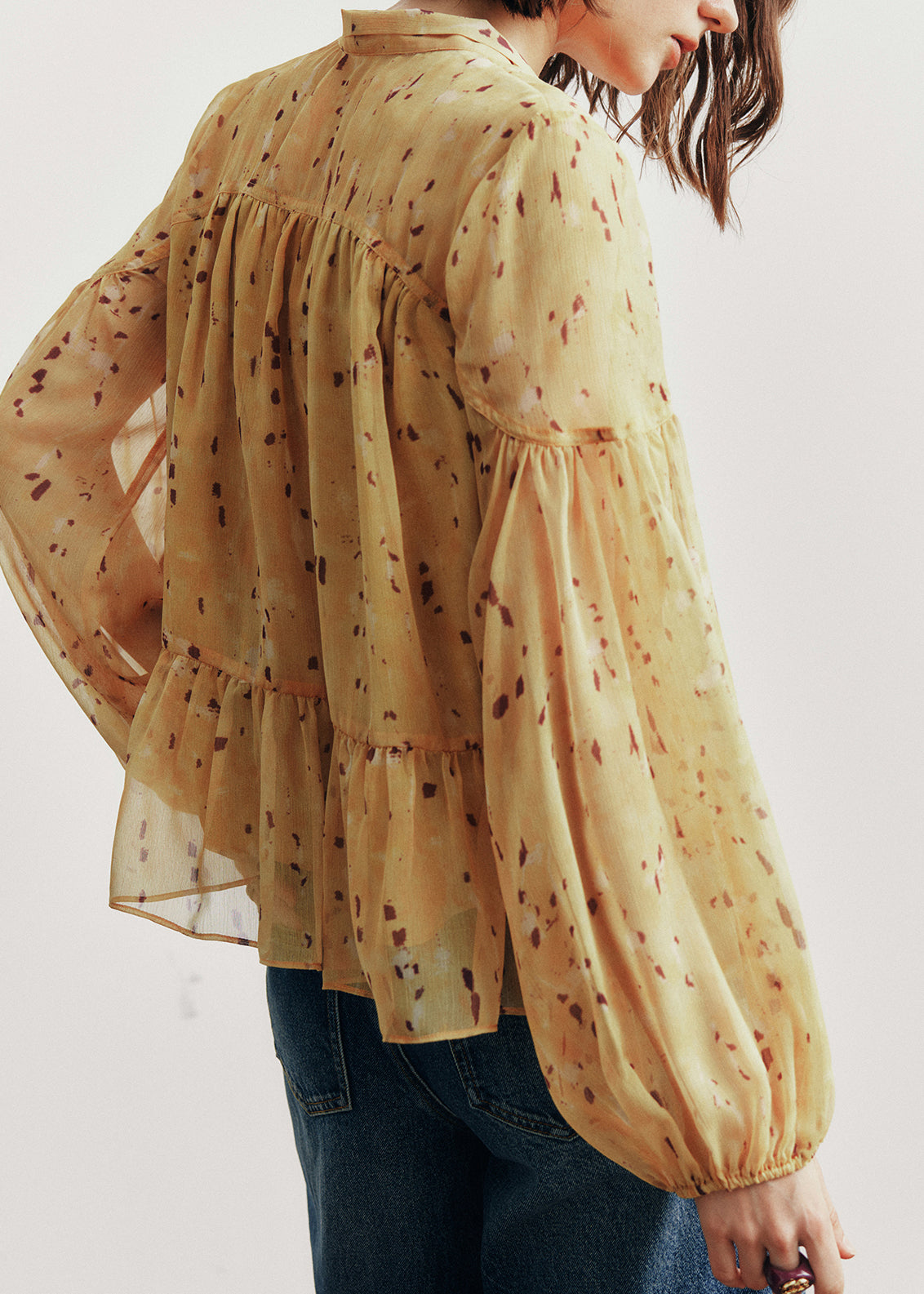 Beautifully Finished Blouse in a Timeless Design