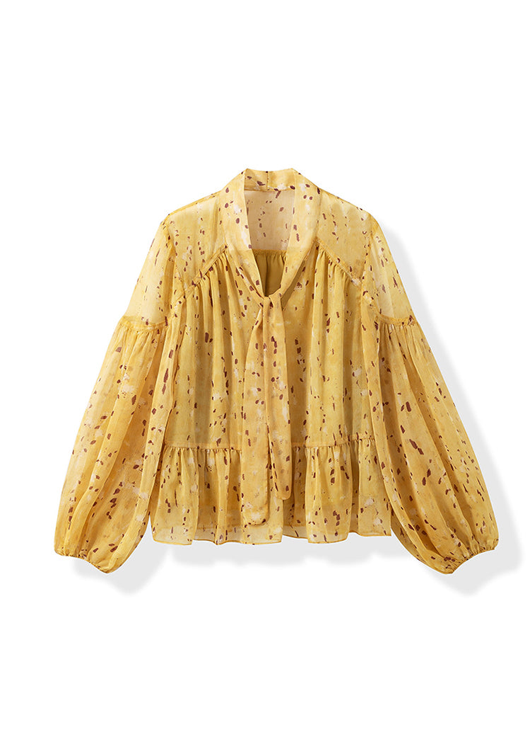 Beautifully Finished Blouse in a Timeless Design