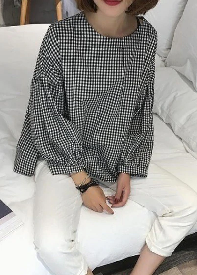Classic Vintage & Enduringly Stylish Blouse