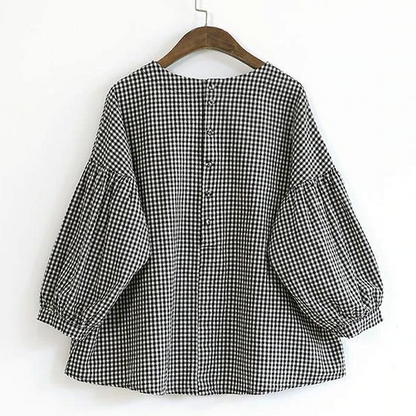 Classic Vintage & Enduringly Stylish Blouse