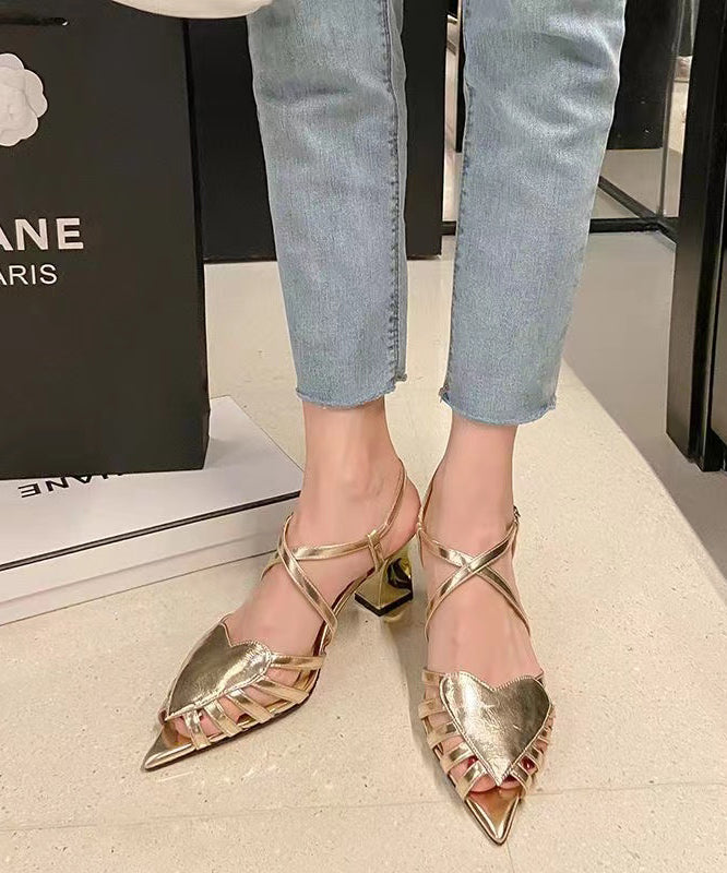 Graceful Orthopedic Sandals for Modern Look