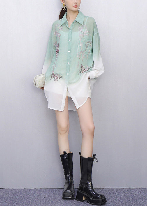 Classic Vintage Shirt with a Flattering Fit