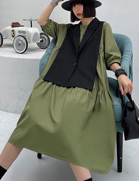Sophisticated Dress with a Clean Classic Look