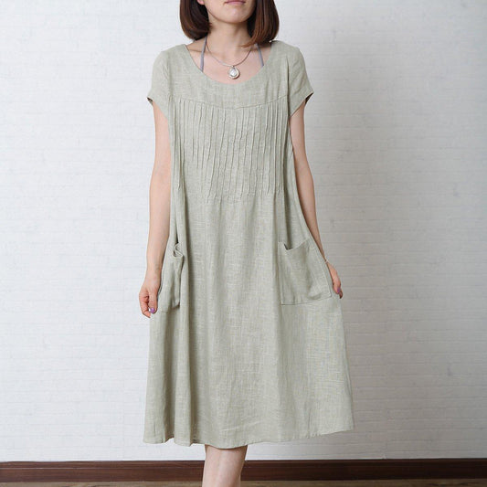 Sophisticated Dress with a Clean Classic Look