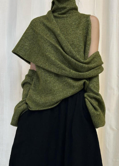 Effortlessly Elegant Sweater with a Timeless Design
