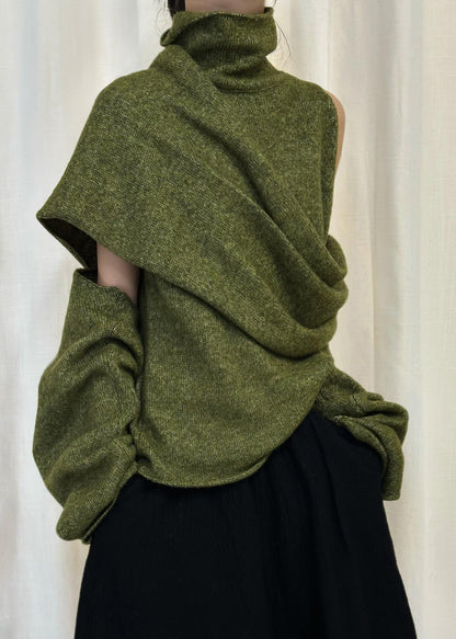 Effortlessly Elegant Sweater with a Timeless Design