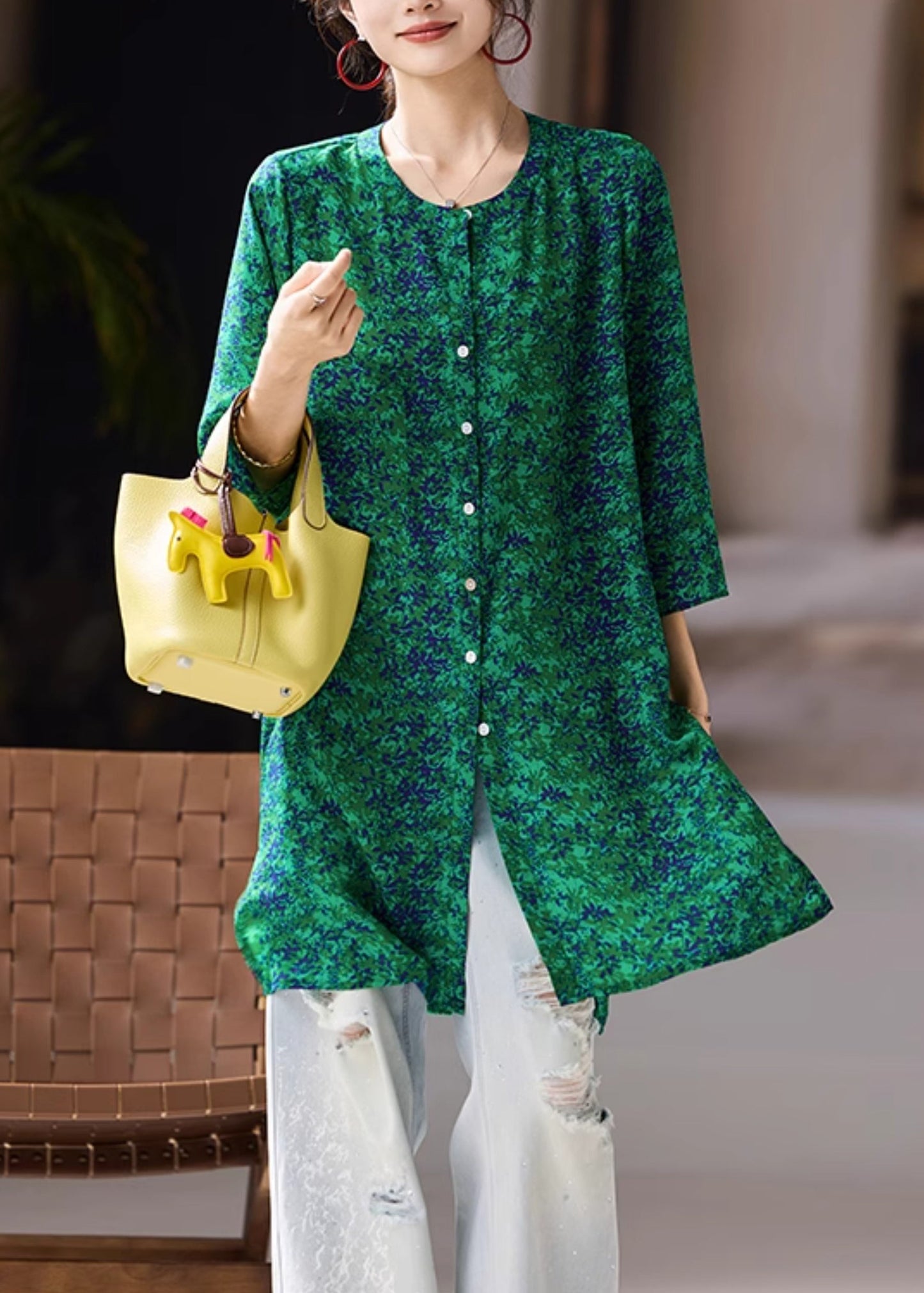Elegantly Styled Blouse for Everyday Wear