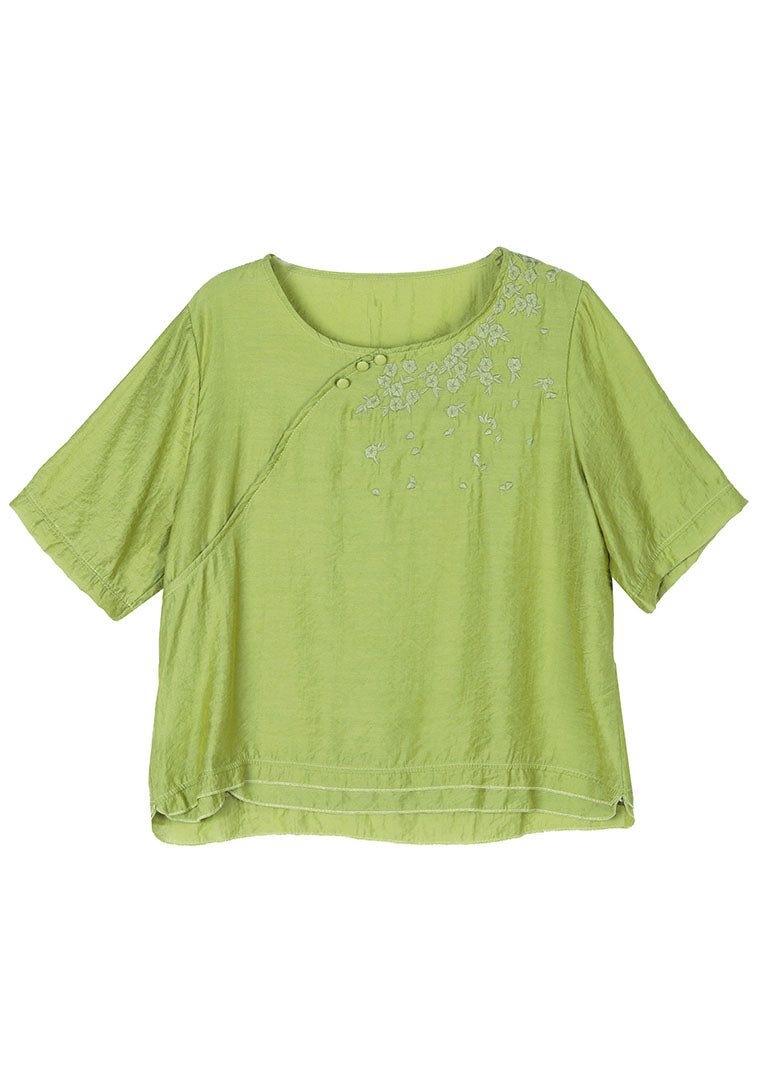 A Vintage Style Shirt with Delicate Timeless Details