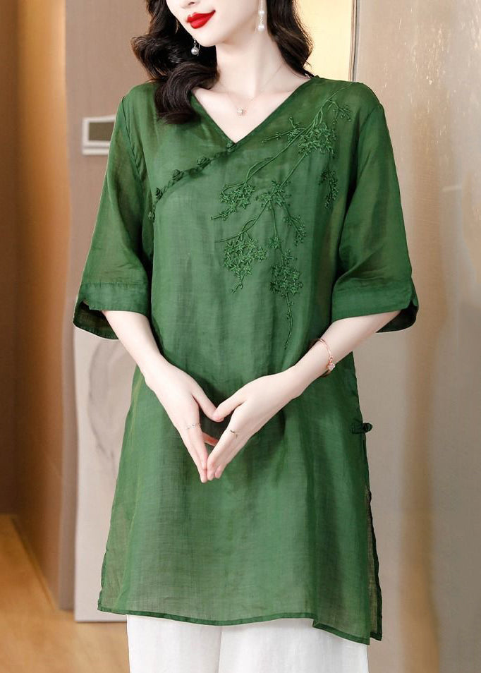 Beautifully Finished Top in a Timeless Design