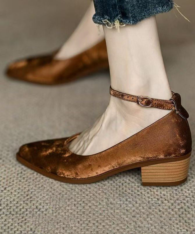 Graceful Orthopedic Loafers for Modern Look