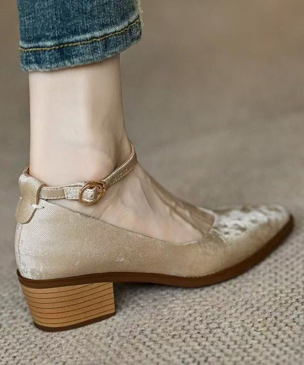 Graceful Orthopedic Loafers for Modern Look