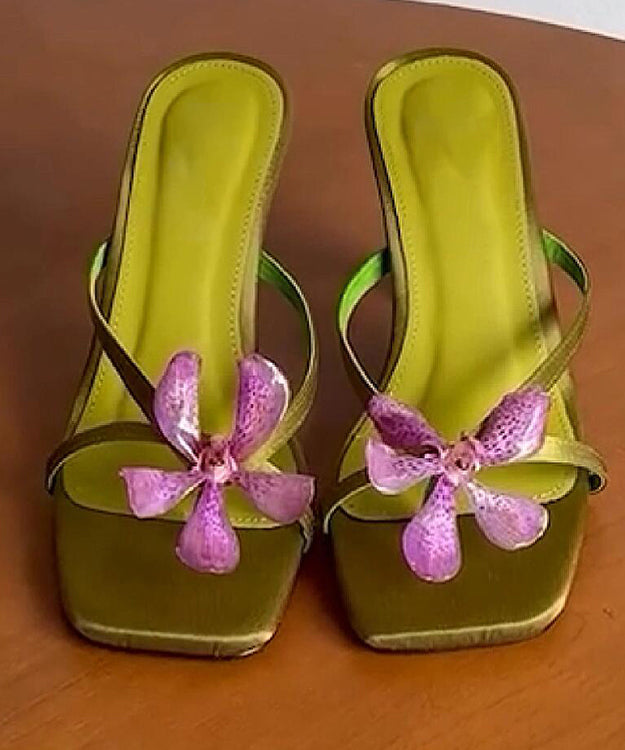 Graceful Orthopedic Sandals for Modern Look