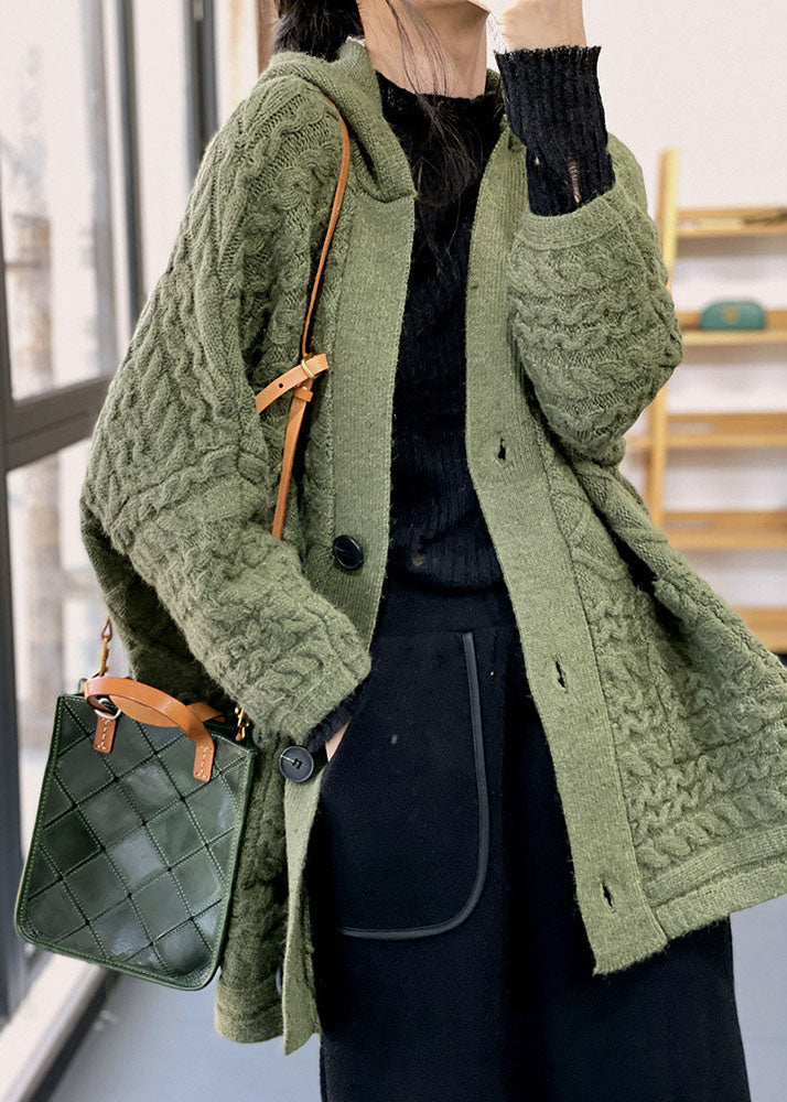 Classic Vintage Cardigan with a Flattering Fit