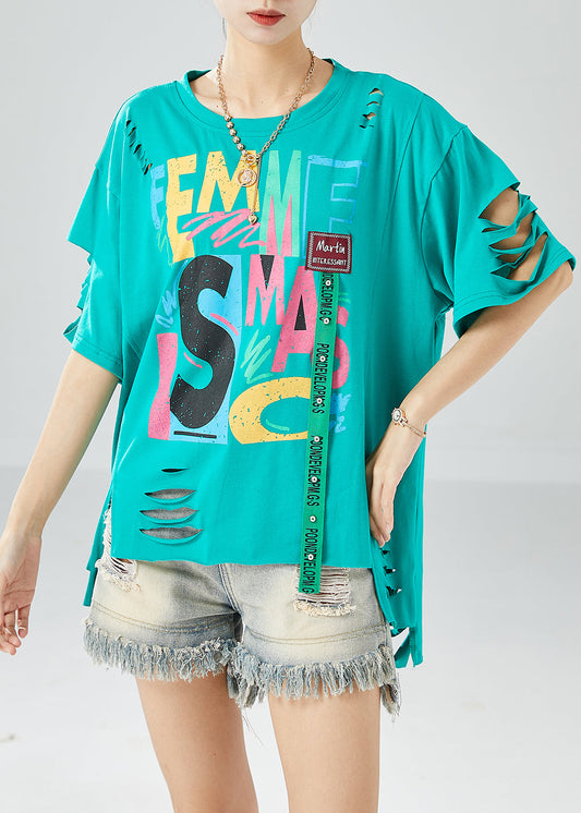 Well Tailored Top with a Graceful Silhouette