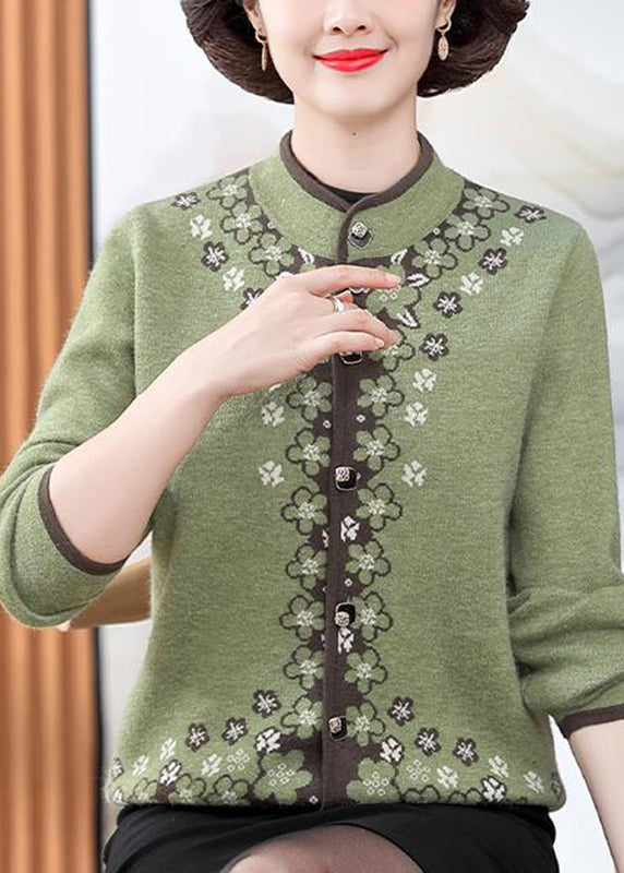 Sophisticated Coat with a Clean Classic Look