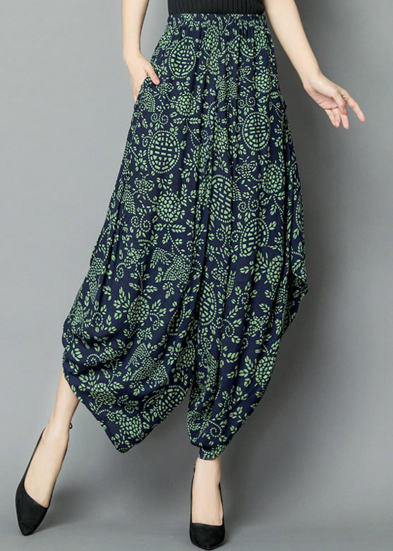 Well Tailored Pants with a Graceful Silhouette