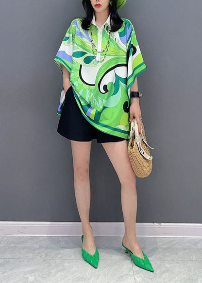 Beautifully Crafted Blouse in a Classic Style