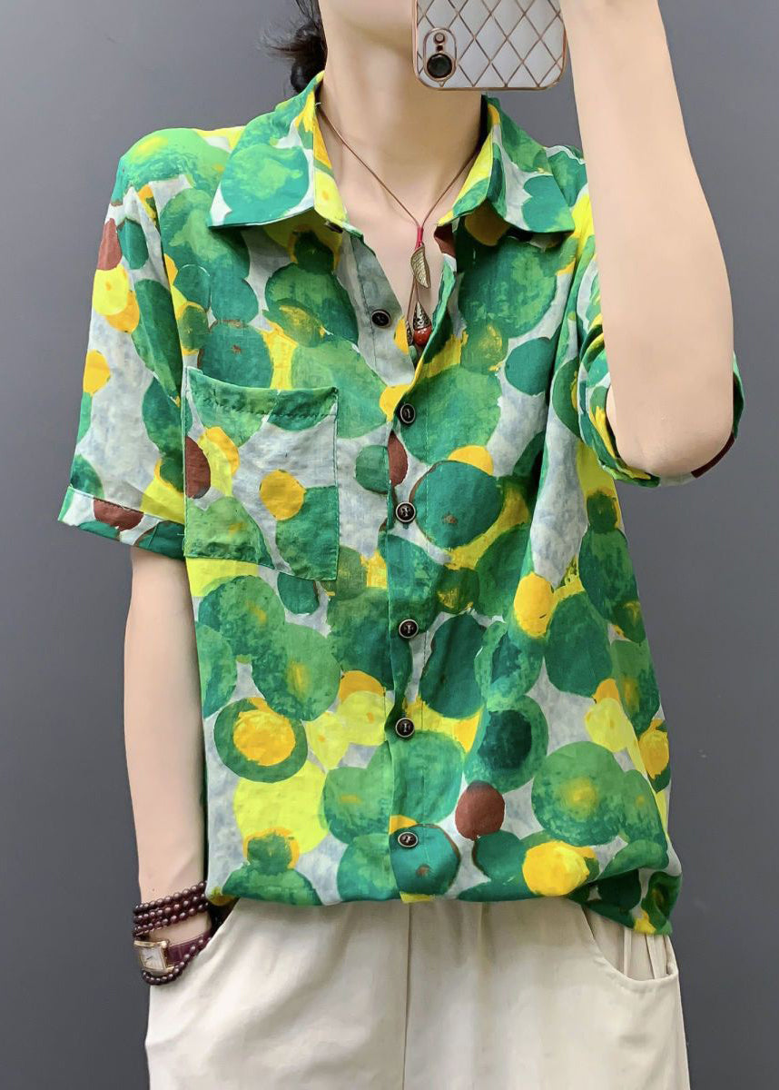 Well Tailored Blouse with a Graceful Silhouette
