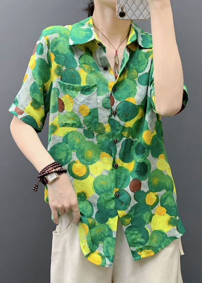 Well Tailored Blouse with a Graceful Silhouette