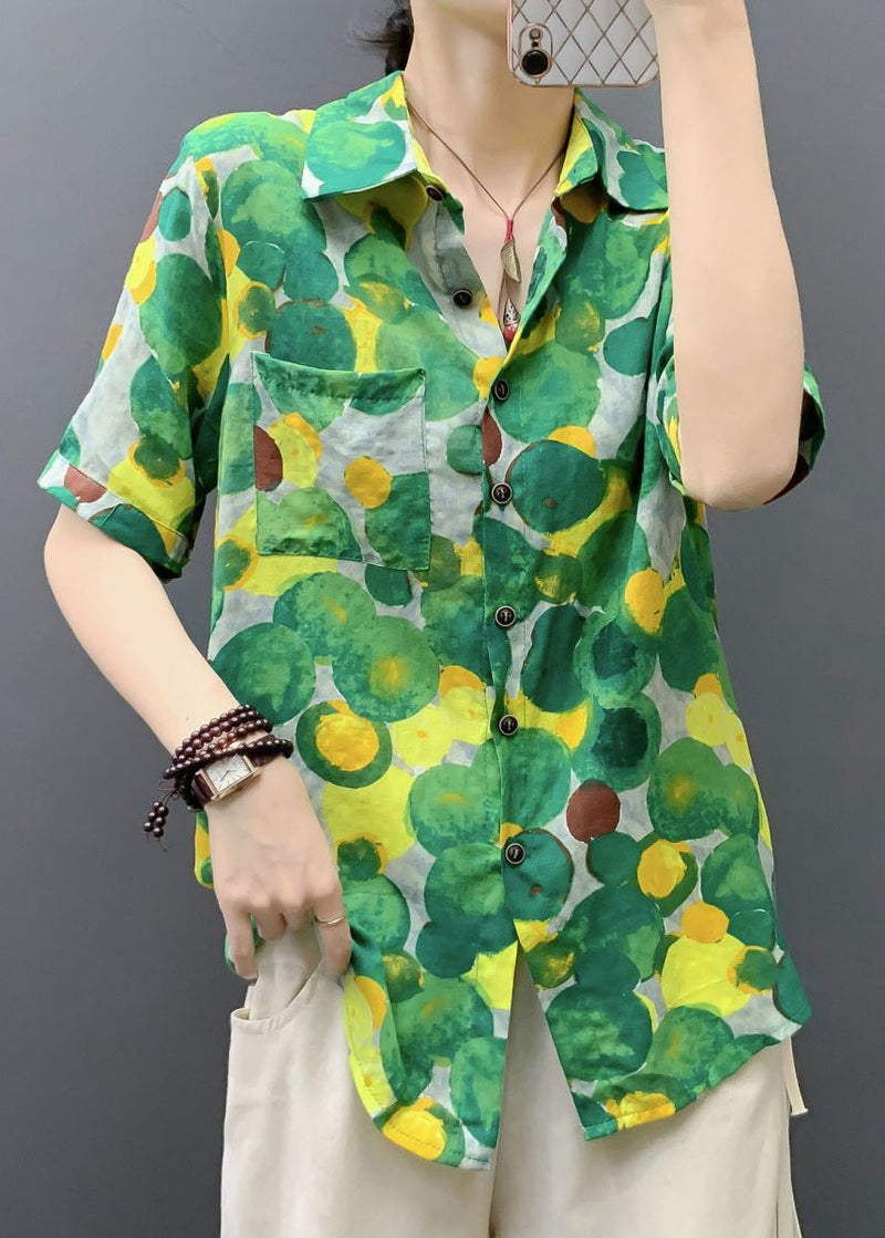 Well Tailored Blouse with a Graceful Silhouette