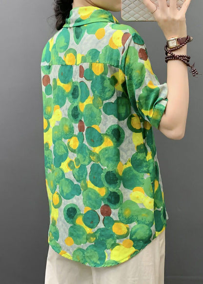 Well Tailored Blouse with a Graceful Silhouette