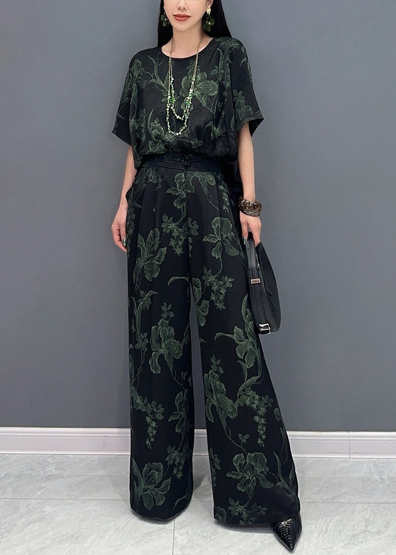 Sophisticated Pants with a Clean Classic Look