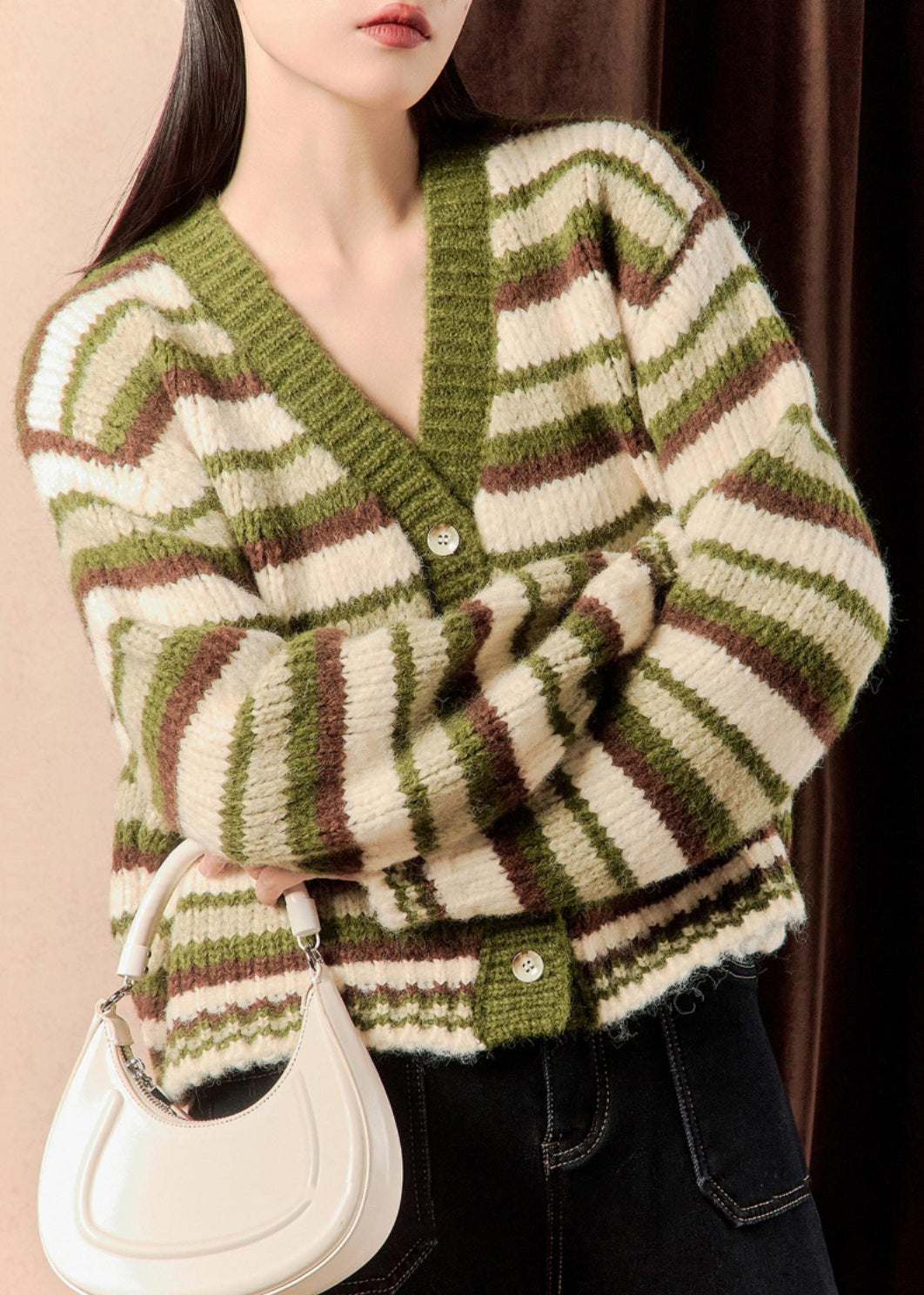 Classic Vintage Sweater with a Flattering Fit
