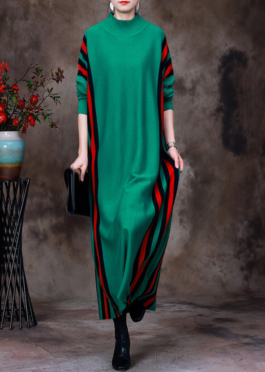Effortlessly Elegant Sweater with a Timeless Design