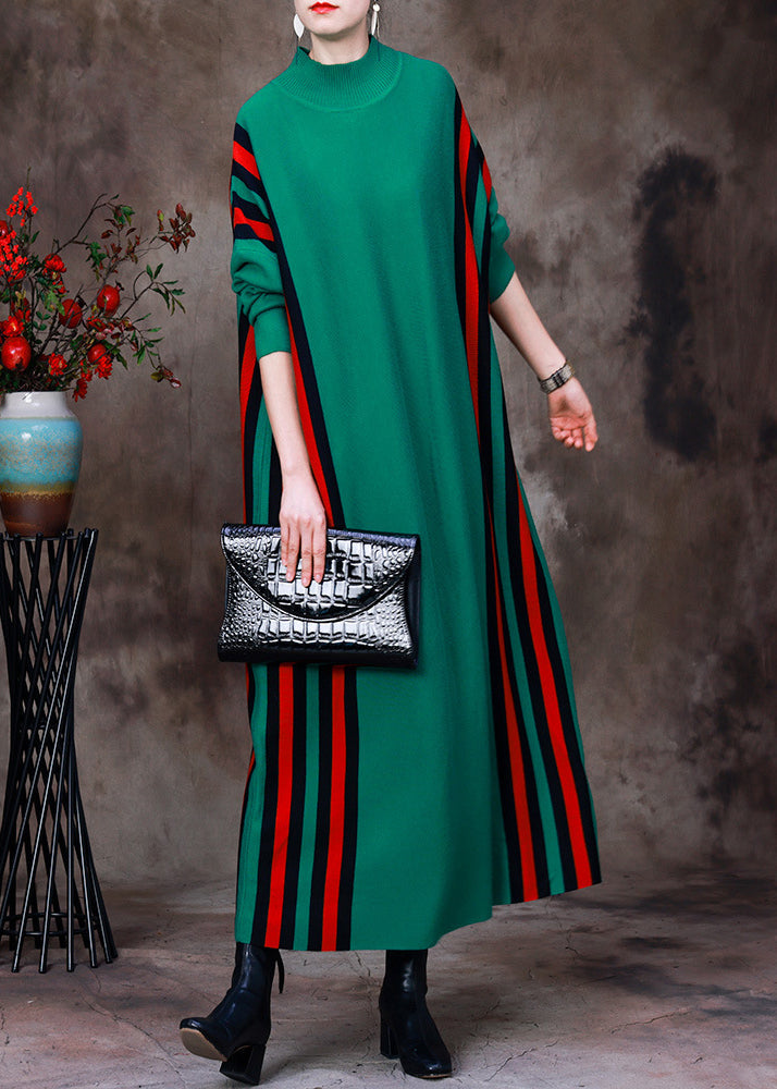 Effortlessly Elegant Sweater with a Timeless Design