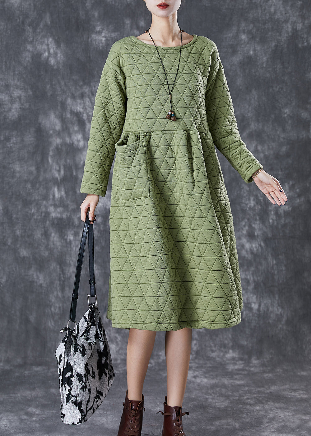 Beautifully Crafted Dress in a Classic Style