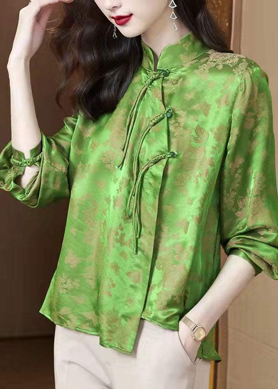 Sophisticated Top with a Clean Classic Look