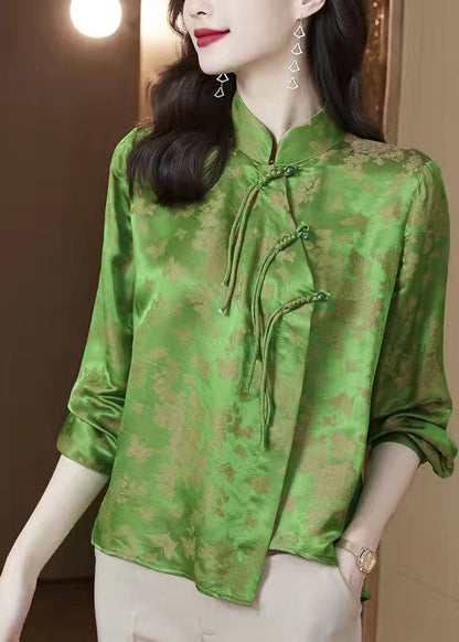 Sophisticated Top with a Clean Classic Look