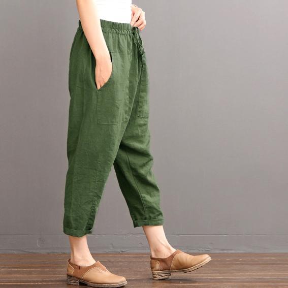 Elegantly Styled Pants for Everyday Wear