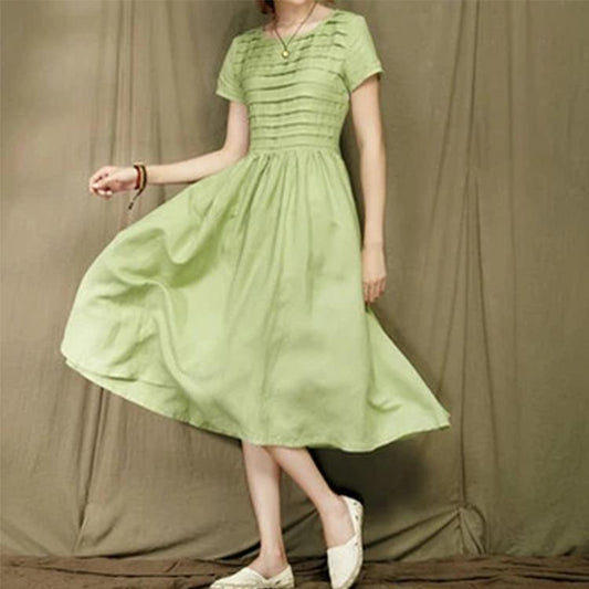 Beautifully Crafted Dress in a Classic Style