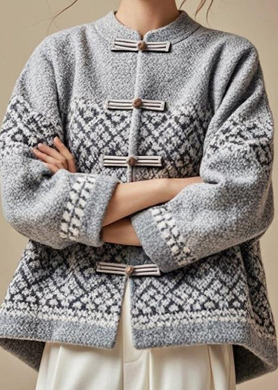 Elegantly Styled Coat for Everyday Wear