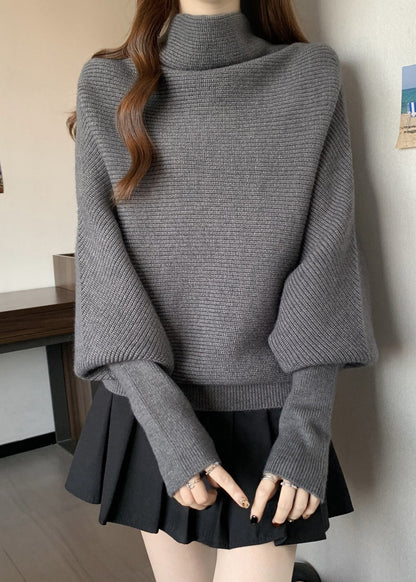 Effortlessly Elegant Pullover with a Timeless Design