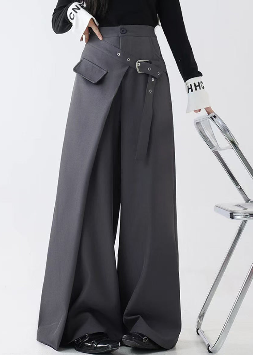 Classic Vintage Pants with a Flattering Fit