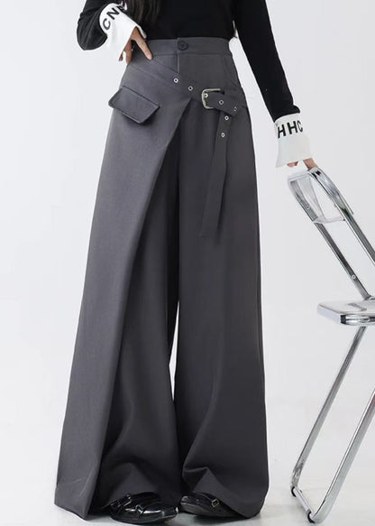 Classic Vintage Pants with a Flattering Fit