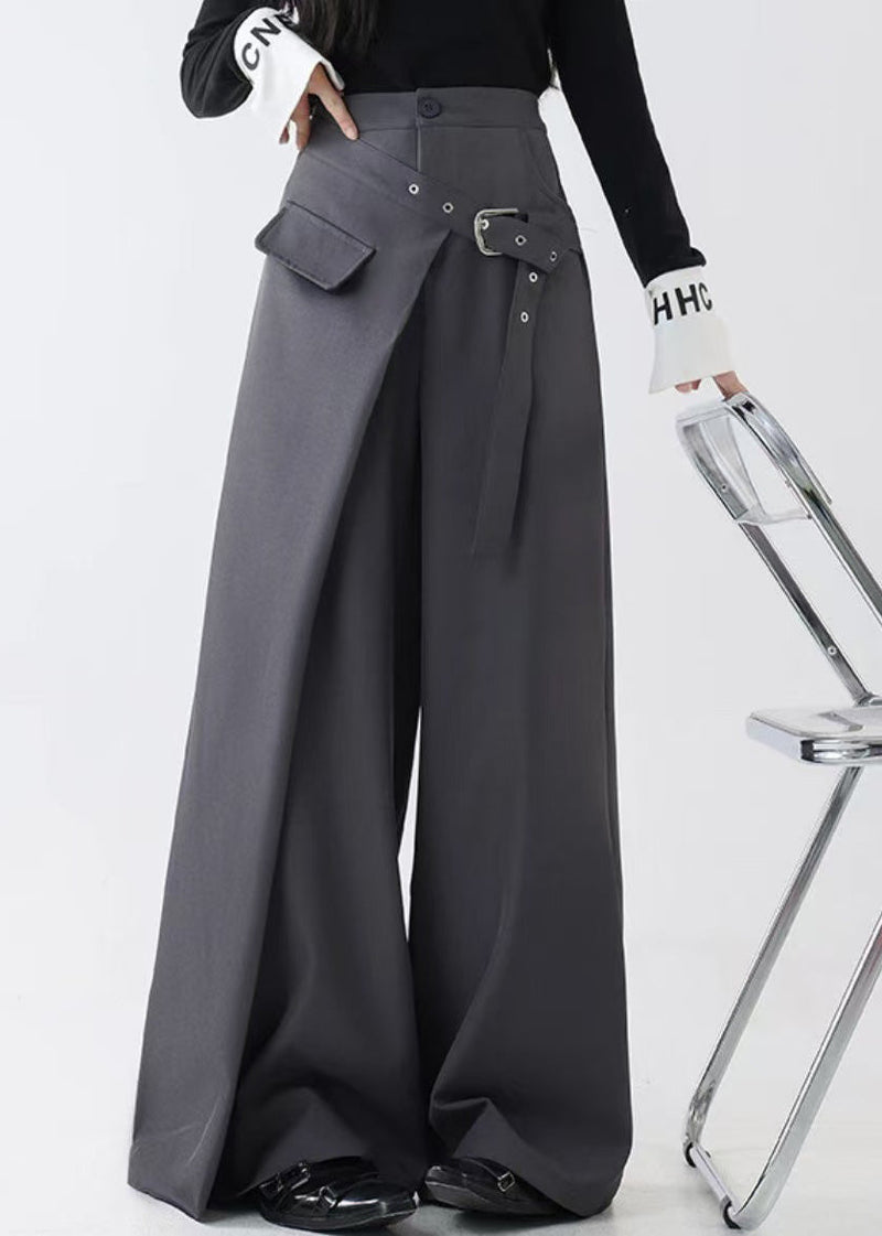 Classic Vintage Pants with a Flattering Fit