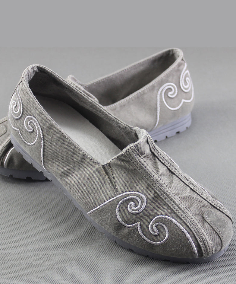 Chic Orthopedic Flats with Unique Design