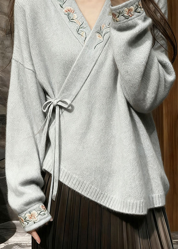 Beautifully Crafted Sweater in a Classic Style