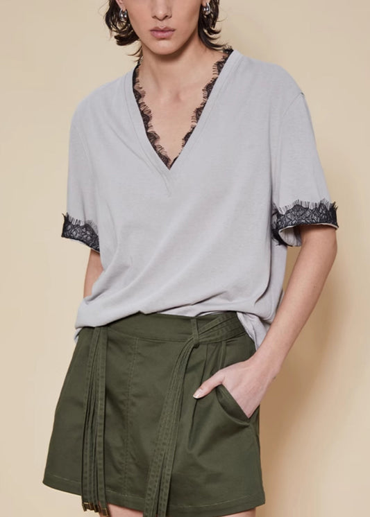 Sophisticated Shirt with a Clean Classic Look