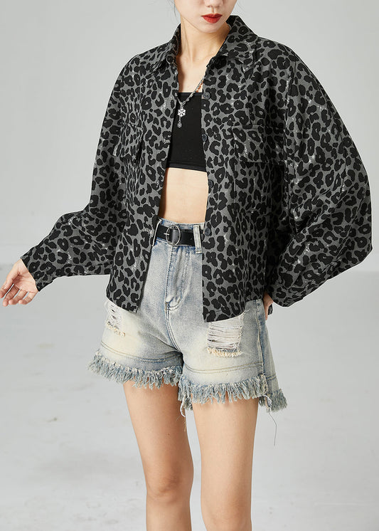 Beautifully Finished Coat in a Timeless Design