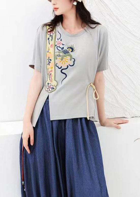 Classic Vintage Shirt with a Flattering Fit