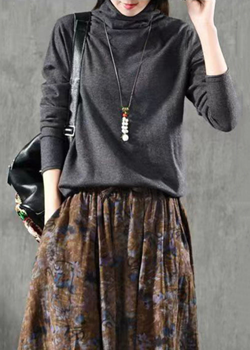 Effortlessly Elegant Top with a Timeless Design