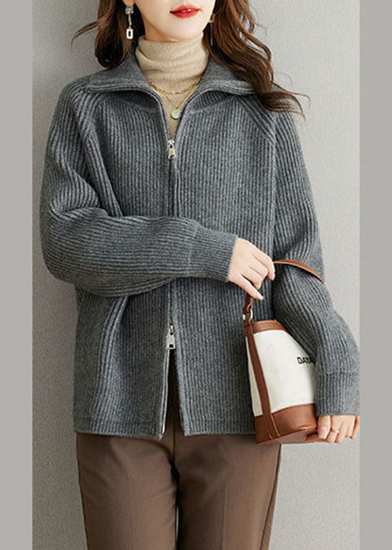 Beautifully Finished Coat in a Timeless Design