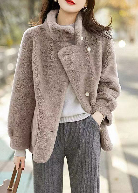 Sophisticated Jacket with a Clean Classic Look