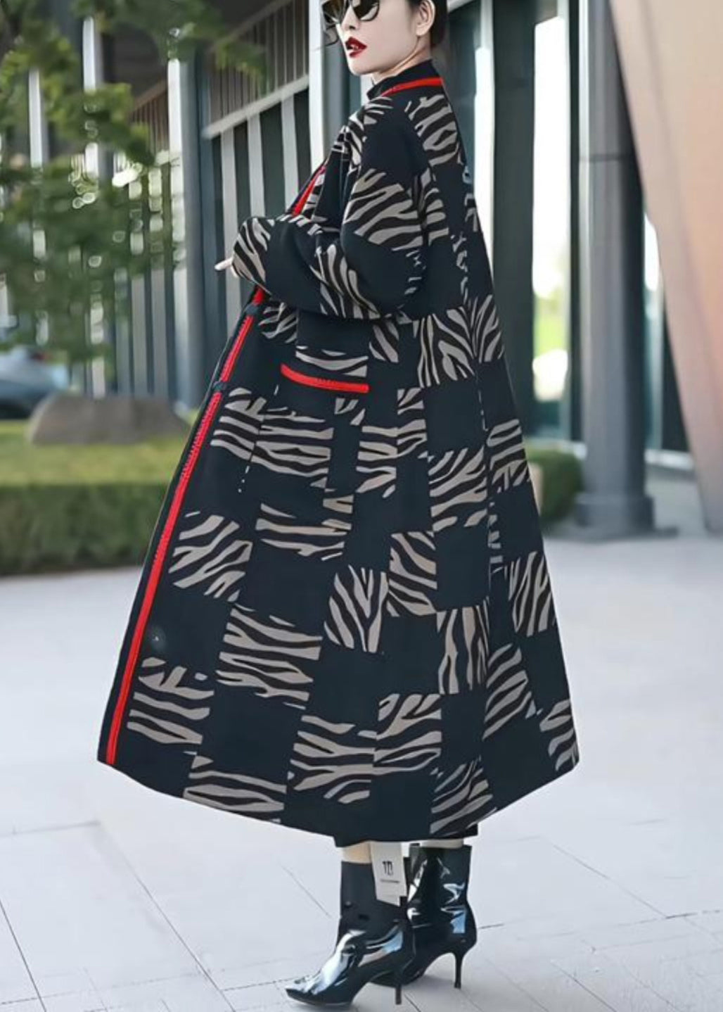Sophisticated Coat with a Clean Classic Look