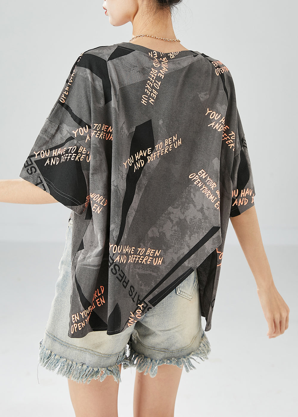 Well Tailored Garment with a Graceful Silhouette